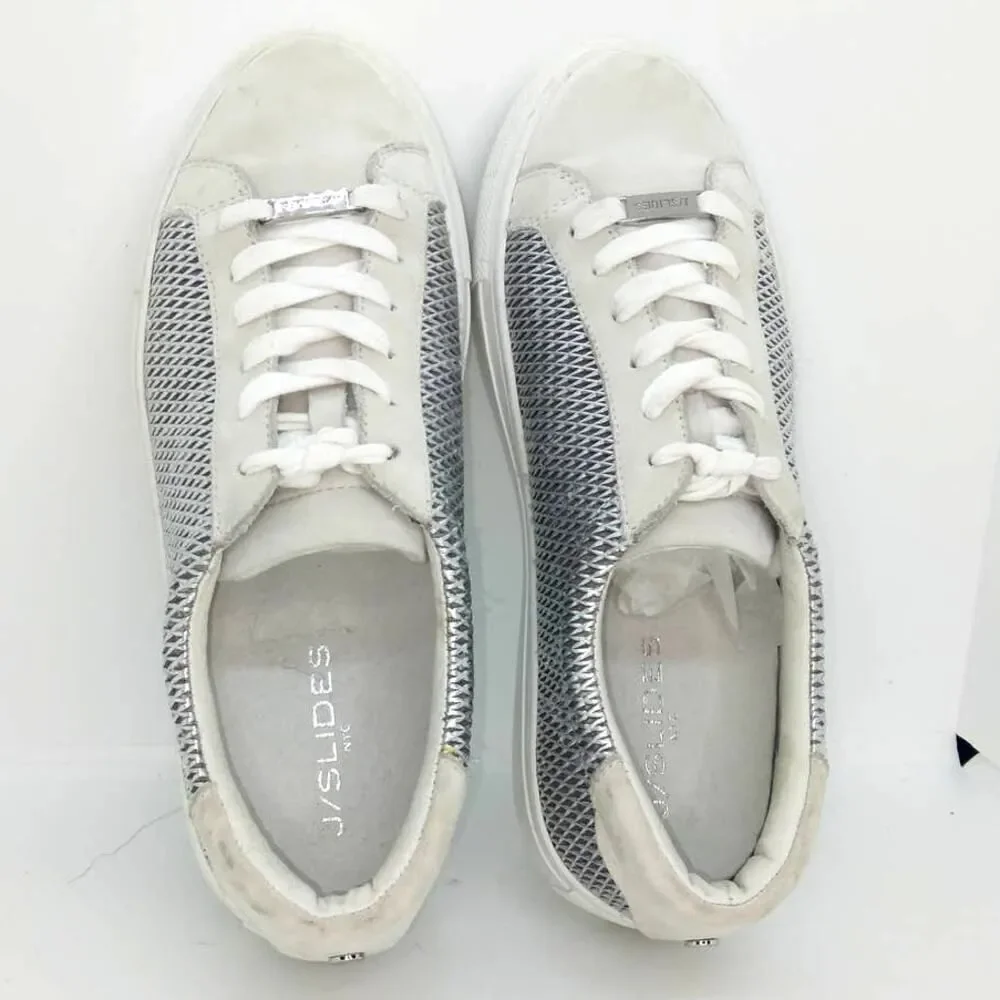 JSlides NYC Designer Womens Pre-owned Wht/Silver Textured Leather Sneakers-sz. 7